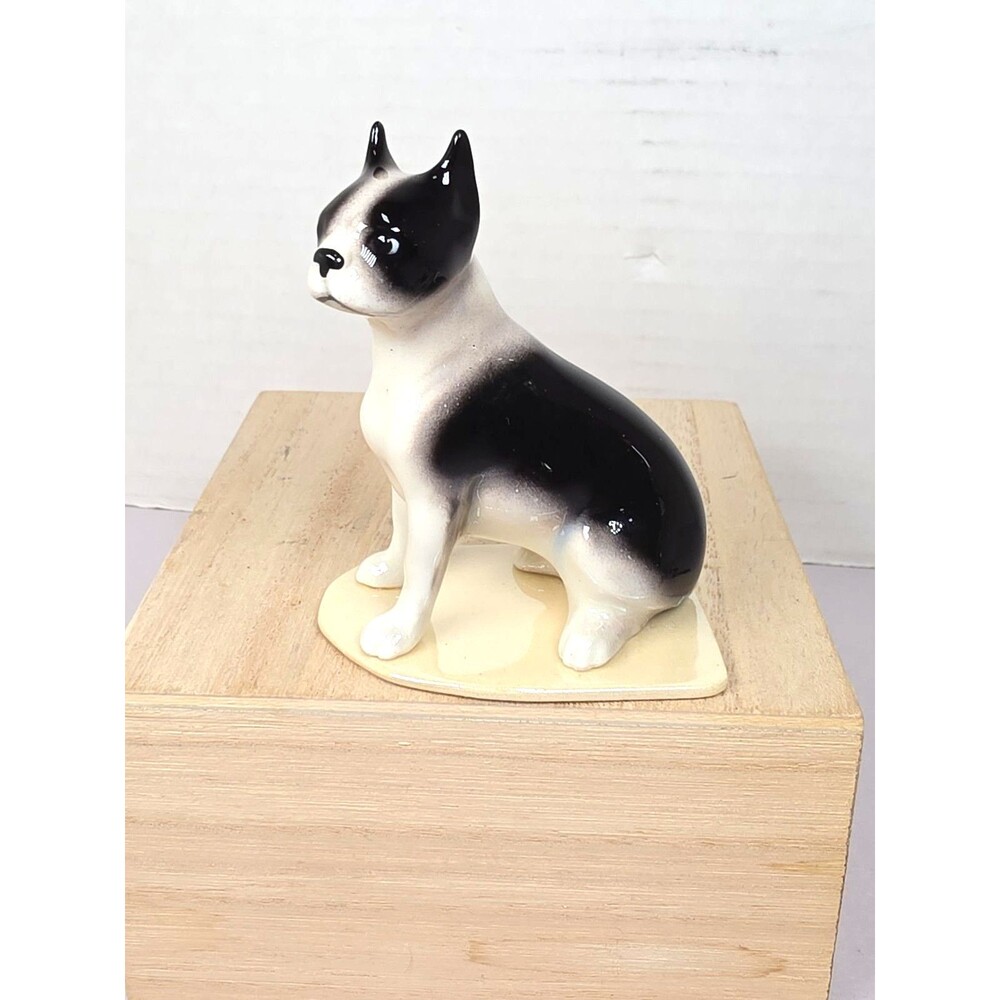 Retired Hagen Renaker Specialty DW Pedigree Boston Terrier Dog on Base